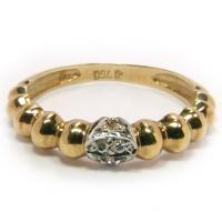 Anel em ouro amarelo 18k com diamantes