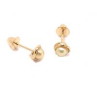 Brinco em ouro amarelo 18k com pérola Brinco em ouro amarelo 18k com pérola