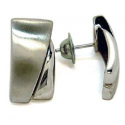 Brinco em ouro branco 18k feminino Brinco em ouro branco 18k feminino