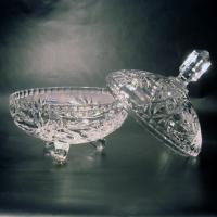 Bomboni�re de cristal Polon�s Violetta de 20 cm
