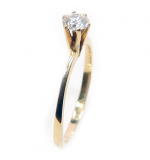 Solitário em ouro amarelo 18k Solitário em ouro amarelo 18k