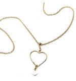 Gargantilha em ouro amarelo 18k - Feminina - Pingente coração vazado (Produto Esgotado) Gargantilha em ouro amarelo 18k - Feminina - Pingente coração vazado (Produto Esgotado)