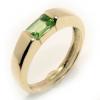 Anel em ouro amarelo 18k c/ top�zio verde